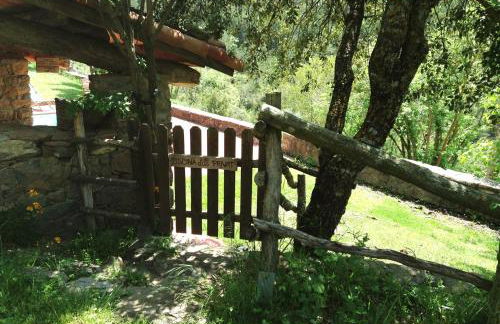 La Pegatera Masia rodeada de bosque ideal para desconectar - Photo 27