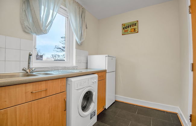 Tony Asga - Coady Apartment - Photo 11