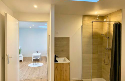 T2 moderne et calme - face gare & proche centre - Photo 3