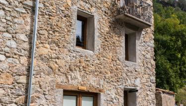 Apartament amb terrassa al costat del riu - Foto 1