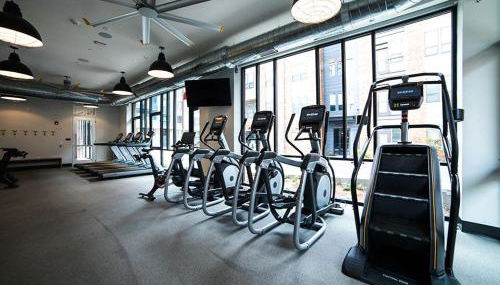 Free parking Gym & Pool Downtown at CityWay - Foto 2