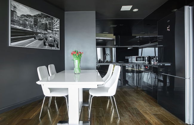 Sky Tower Apartments - Photo 77