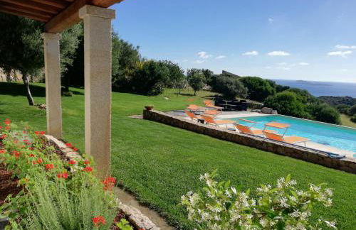 La Sima villa con piscina vista mare San Pantaleo Sardegna - Foto 23