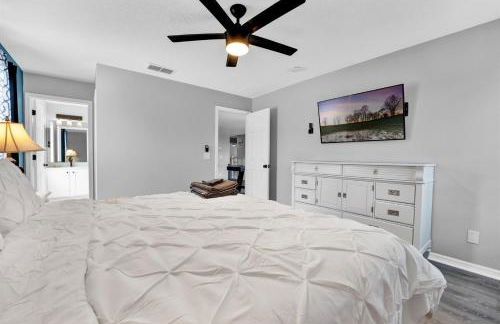 Feel the magic in this huge 7BR Disney Villa! w Theater Arcade Pool Spa - Foto 38