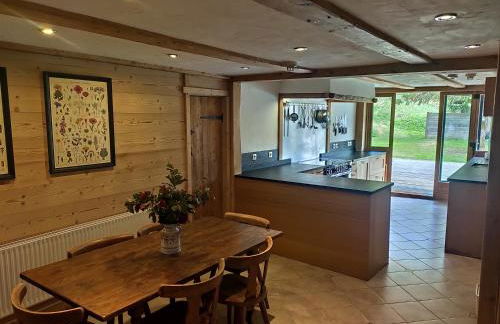 La Chaumiere - Luxury Traditional Chalet, Châtel - Foto 56