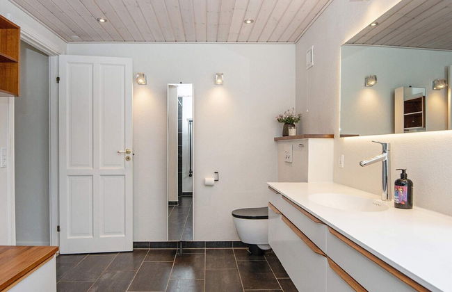 8 Person Holiday Home in Thyboron - Photo 36