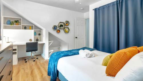 Modern Family Home w/Pool and Hot Tub - Foto 3