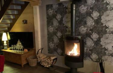 Spacious Ski Chalet In Traditional French Village, sleeps 8, Four Star with fibre broadband - Photo 62