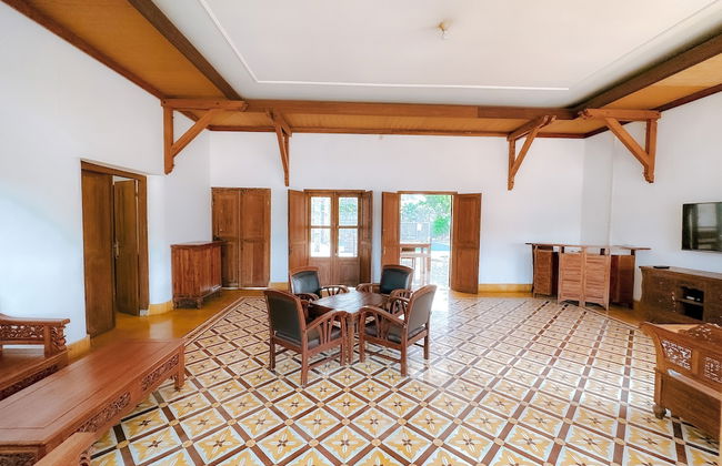 Maharani Villa Yogyakarta - Foto 4