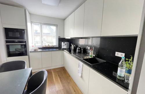 Nice House, 5 rooms, garden, free parking, SmartTV - Foto 5