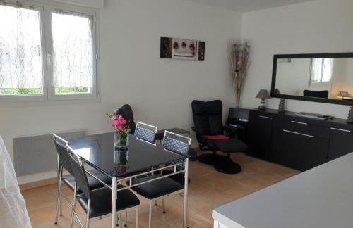 T2 classé 3 étoiles - au calme proche centre ville - idéal curistes et vacanciers - Foto 15