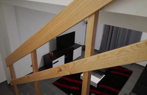 Melo's Place - Photo 43