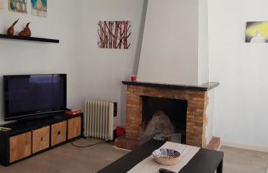 Casa cómoda y equipada para 6 en centro pueblo - Foto 3