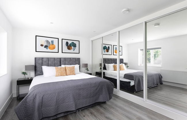 Skyvillion Vineyard Court, Enfield, 2 Bed, With Garden - Photo 6