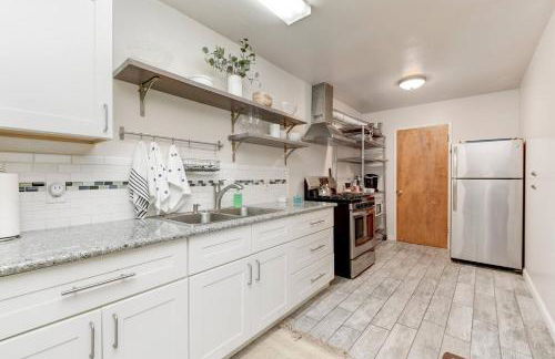 Perla D'Italia -1BR- FREE Driveway Parking -1 Car - Foto 14