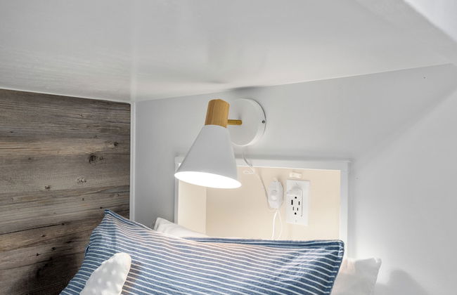 Escape to Sand Dollar Holler: Coastal Retreat, 3 Beds, 2.5 Baths, Sleeps 10! - Foto 12