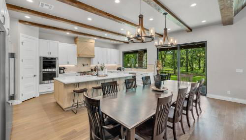 Game Room and Hot Tub! Lakefront Monkey Island Haven - Foto 3