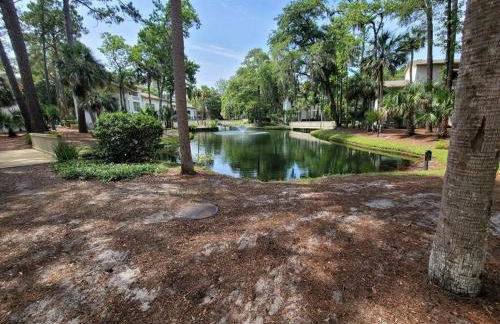 Contemporary bliss-newly renovated cozy villa! - Foto 47