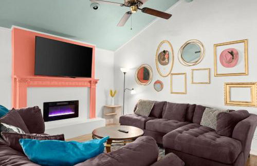 New Remodeled 4 BDRM Central Austin W/Pool & Patio - Foto 1