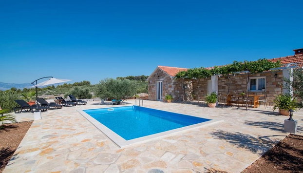 Holiday Home My Summer House - Two-Bedroom Holiday Home with Private Pool and Terrace - ST - Foto 2, Profilbild