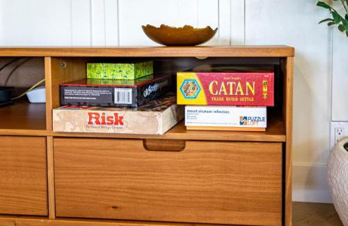 Secluded Mtn Top Family Haven w/Views Spa & Arcade - Photo 14