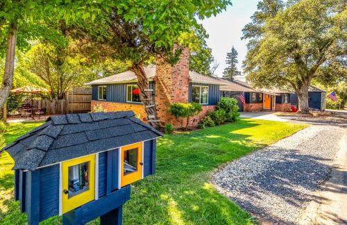 Folsom Old Town Escape • Cozy Cottage + Library - Foto 1