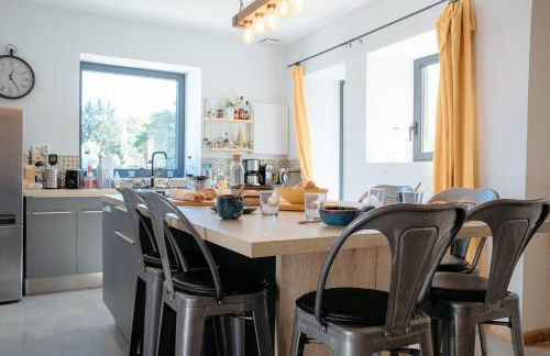 Coeur de village, maison pour 8 avec piscine - Foto 21