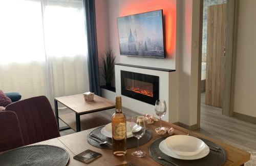 LUX-COMFORT APARTAMENT Klimatyzacja, KOMINEK, Garaż wewn, Balkon od strony ogrodu, Idealna lokalizacja wypadowa, obok sklepy, blisko Galerii Gemini - Foto 3
