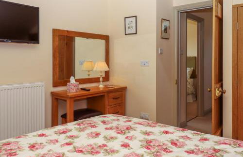 Sherway Coach House - Photo 31