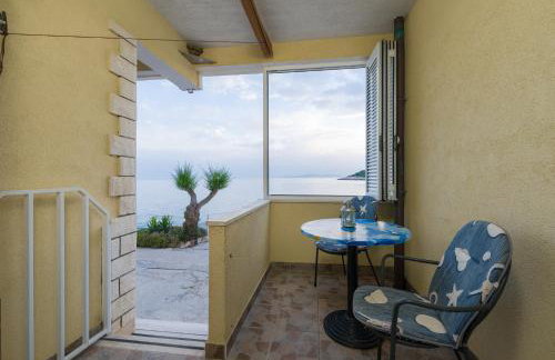 Superb Beachfront Luxury Seaview with Private Beach - Photo 45