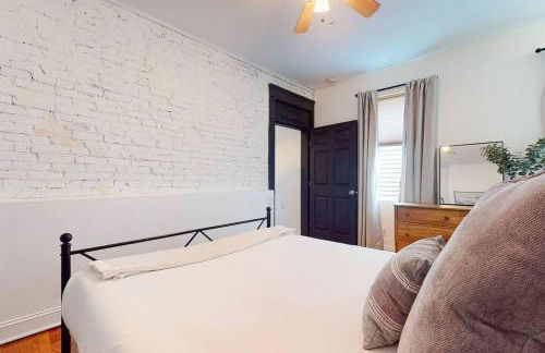 Private Home-Backyard-Parking Near Nulu Downtown - Foto 12