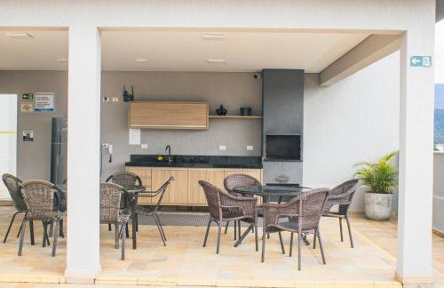 APARTAMENTO PRÓXIMO A PRAIA PISCINA E AREA GOURMET - Foto 22