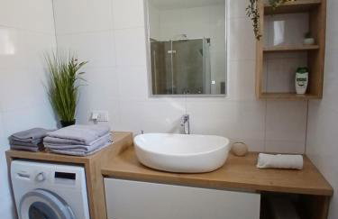 The Father's House - Foto 19