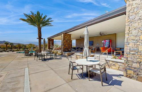 Bright desert oasis with hot tub and grill, shared pool and tennis in 55 plus community - Foto 34