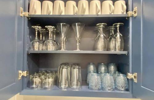 Historical Entertainer 3 Bedroom Townhouse AC PNW - Foto 45