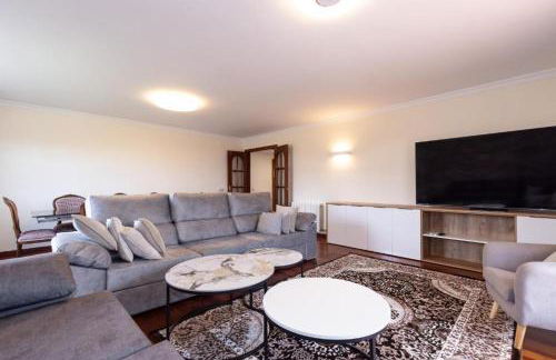 Golden Villa - Photo 43