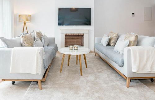 PA18- Stunning flat gym indoor and outdoor pool - Photo 8