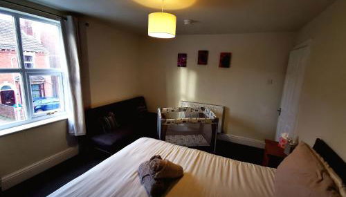 Family Friendly I Pets Welcome I Short Walk to Railway Station I 10min Drive to Safari Park - Foto 5, towels