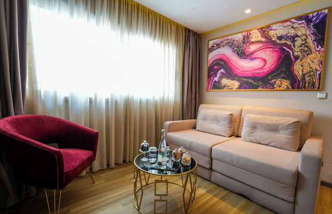 First Suites Hôtel - Photo 11