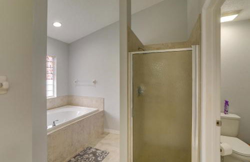 Heated Pool and Spa, 4 Mi to Beach Seminole Home - Foto 32