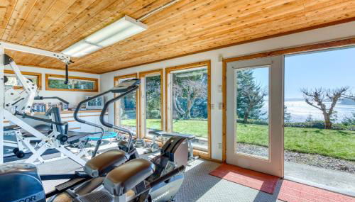 The Bridge and Balcony - Photo 3