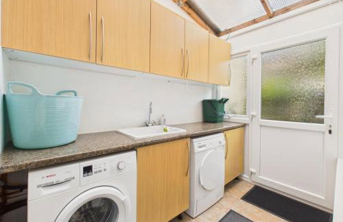 Seaside 2-bed Home in Flushing with Free Parking & sea views - Foto 30