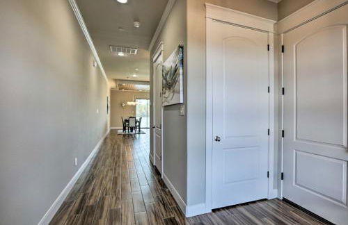 Elegant Lake Conroe Townhome with Boat Slip! - Foto 11