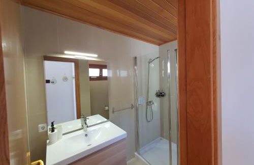 Lujosa Villa 4 hab Piscina, Jacuzzi y Vistas Mar - Photo 37