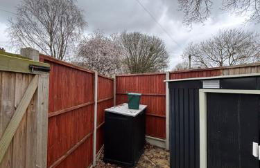 Modern Two-Bedroom House - Free Parking - Foto 26