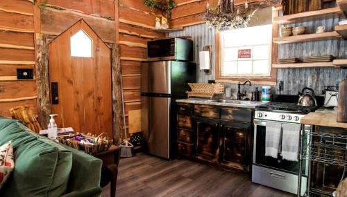 Hobbit Treehouse with Waterfall on the Brazos River for Glamping in Texas - Foto 3