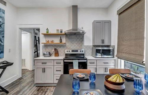 Contemporary Apartment - 5 Min To TIAA Bank Field! - Foto 9