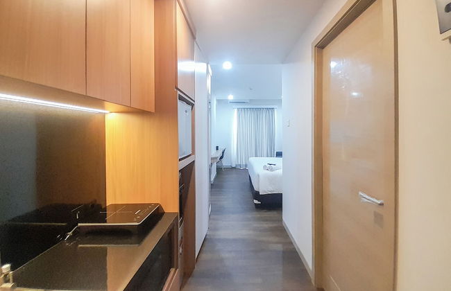 Tranquil And Modern Studio At Mataram City Apartment - Foto 17