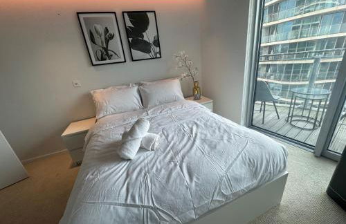 High Floor Modern 1BR Stunning Views Balcony AC Free Parking - Foto 3