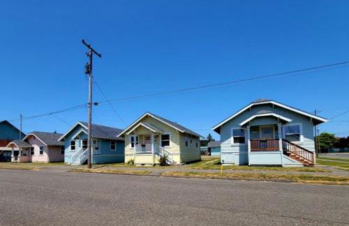#StayinMyDistrict Coos Bay Goldfinch Cottage - Foto 28